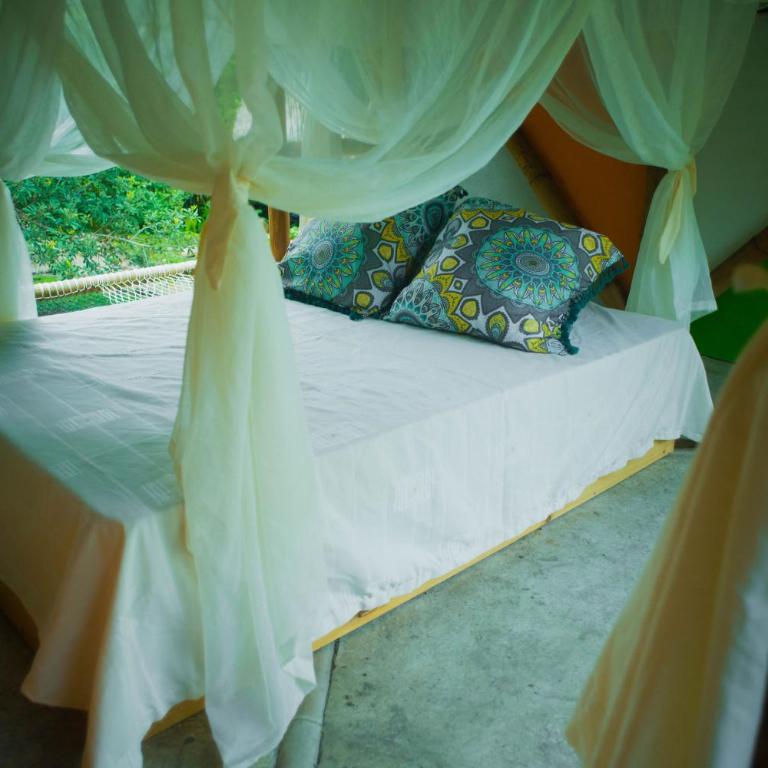 Glamping 8Caminos - Habitación Doble Deluxe con bañera - 7