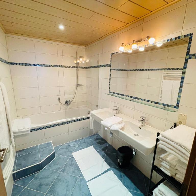 Natursport Heutal Appartements - Three-Bedroom Apartment - 10