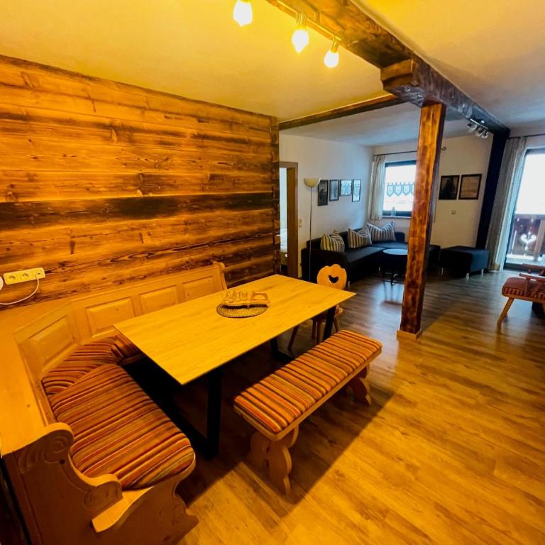 Natursport Heutal Appartements - Three-Bedroom Apartment - 1