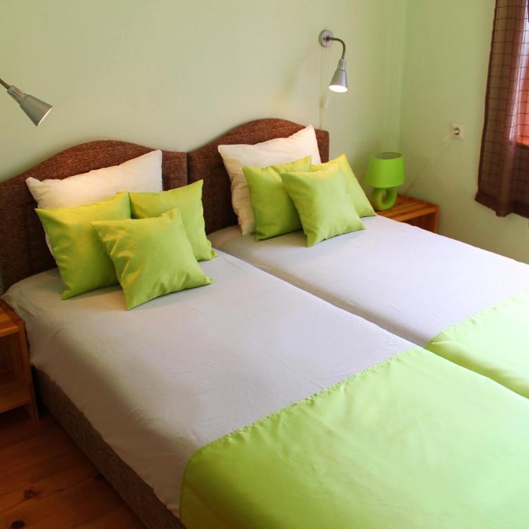 Apartments Villa Milna 1 - Two-Bedroom Apartment with Sea View - 3
