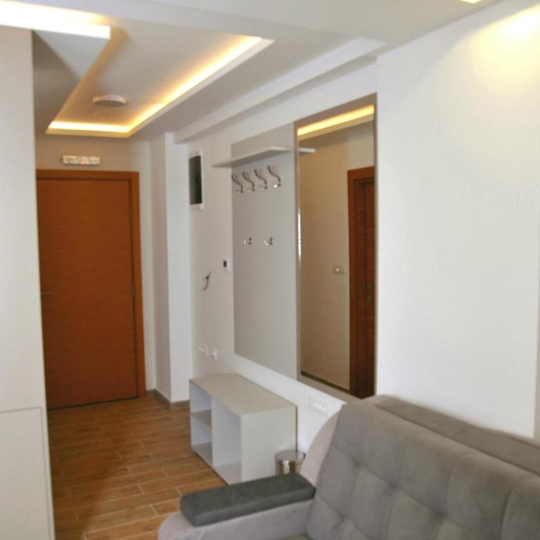 Apartman A20B - King Studio with Sofa Bed - 2