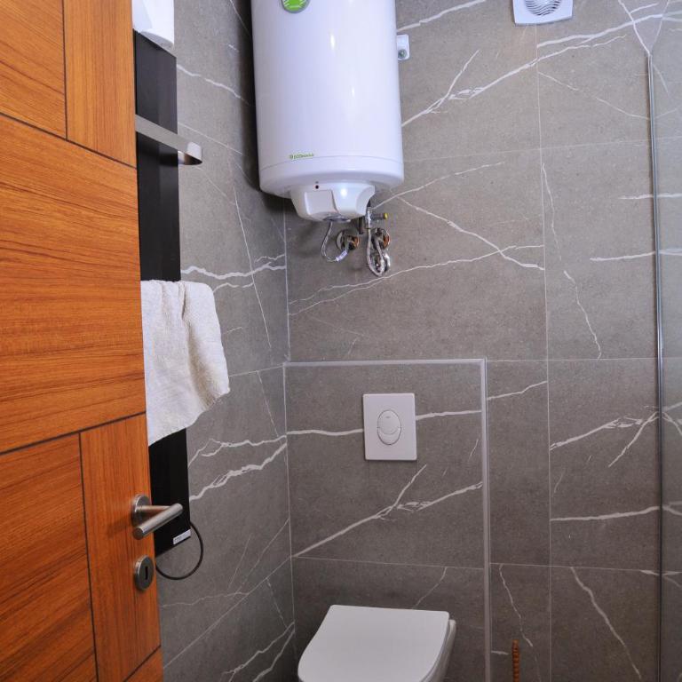 Apartman A20B - King Studio with Sofa Bed - 13