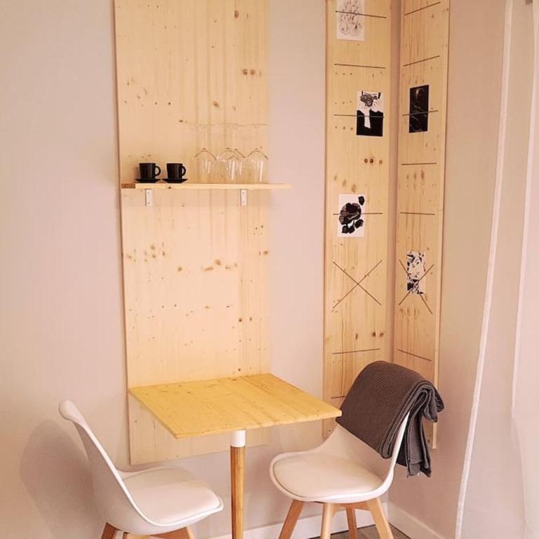 Appartment WALD byTILLY - Gemütliches Studio mit kleiner Dachterrasse, Waldrandlage & Parkplatz nahe Velden und Wörthersee - Apartment mit 1 Schlafzimmer - 4