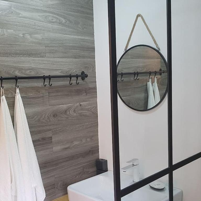 Appartment WALD byTILLY - Gemütliches Studio mit kleiner Dachterrasse, Waldrandlage & Parkplatz nahe Velden und Wörthersee - Apartment mit 1 Schlafzimmer - 9