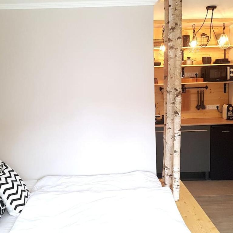Appartment WALD byTILLY - Gemütliches Studio mit kleiner Dachterrasse, Waldrandlage & Parkplatz nahe Velden und Wörthersee - Apartment mit 1 Schlafzimmer - 20