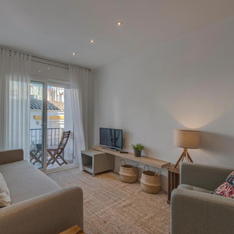 Mare Nostrum: En el corazón de Sitges - Apartamento con balcón - 2