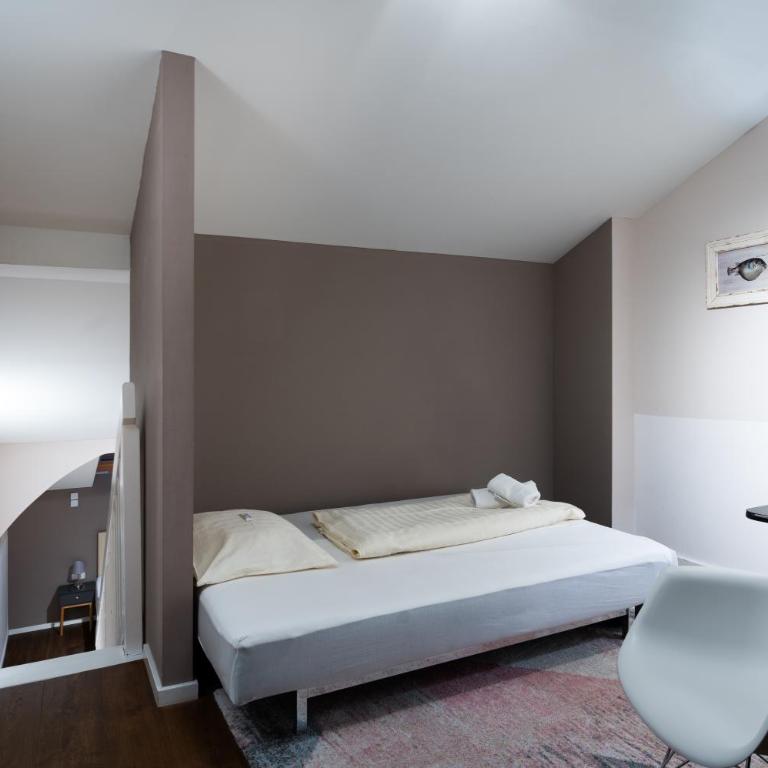 Altstadthotel Kasererbräu - Suite mit Blick auf die Festung - 4