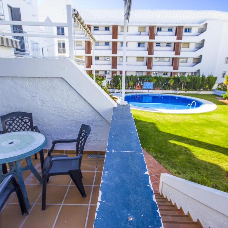 Canovas Nerja - Casa adosada con piscina Los Huertos 7 - Casa Unifamiliar de 2 dormitorios - 2