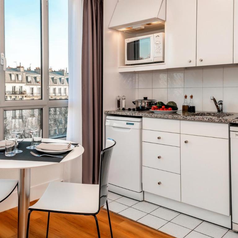 Citadines Bastille Marais Paris - Studio Deluxe - 1