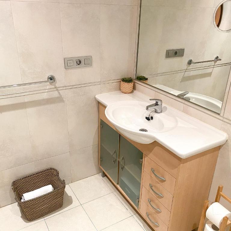 Apartamento acogedor con vistas al mar. - Apartamento de 1 dormitorio - 20