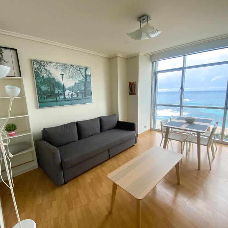 Apartamento acogedor con vistas al mar. - Apartamento de 1 dormitorio - 2