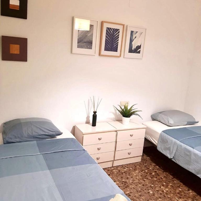 UIM Mediterraneo M Cristina con garaje Wifi - Apartamento de 3 dormitorios - 7