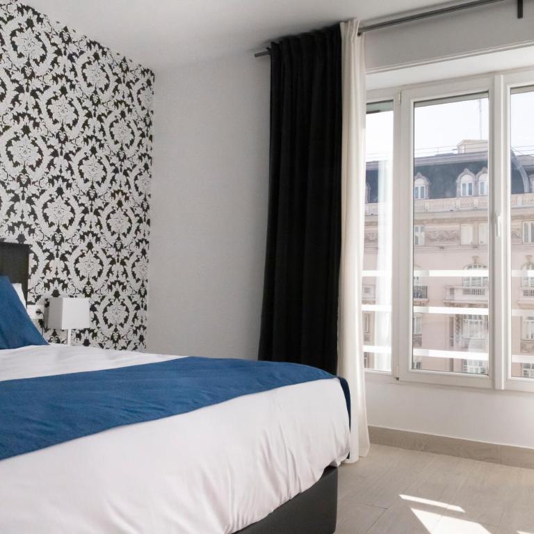 Hostal Boutique I Host You - Superior Double Room With View - 2