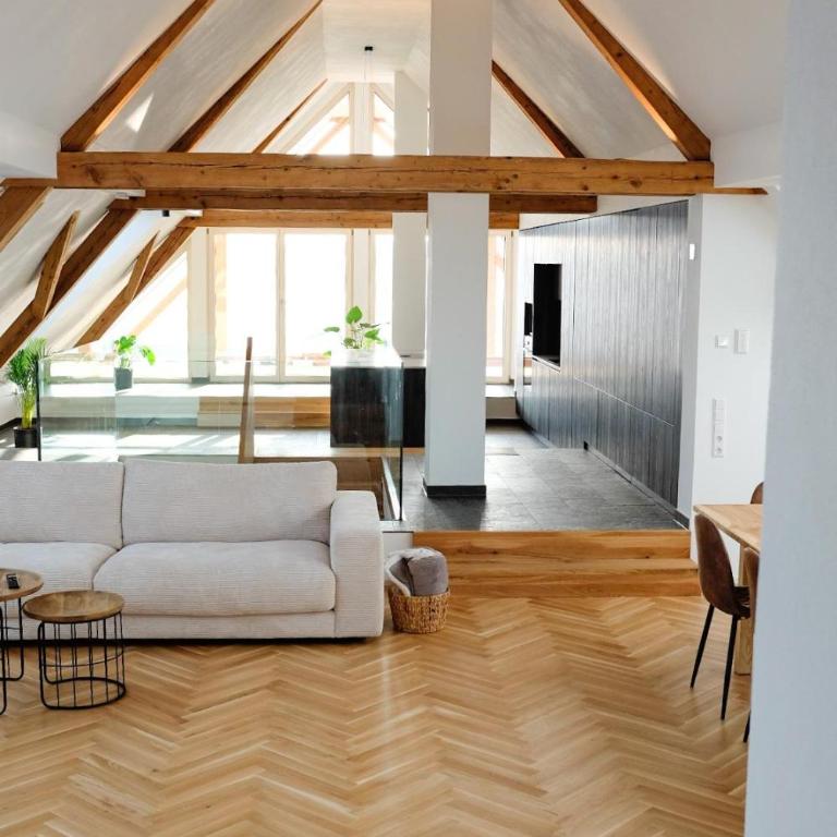 Trautesheim Ferienwohnungen - Apartment mit Balkon - 1