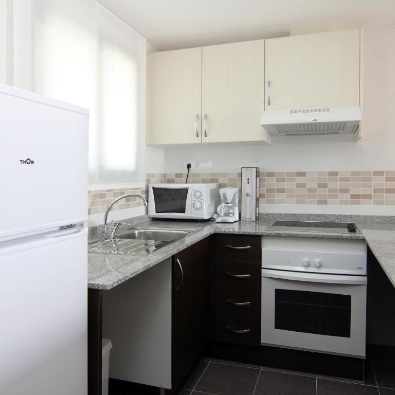 Pierre & Vacances Apartamentos Benidorm Horizon - Apartamento de 2 dormitorios - 8