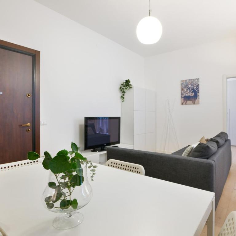 PrimoPiano - Copernico 10 - Appartamento con 2 Camere da Letto - 12