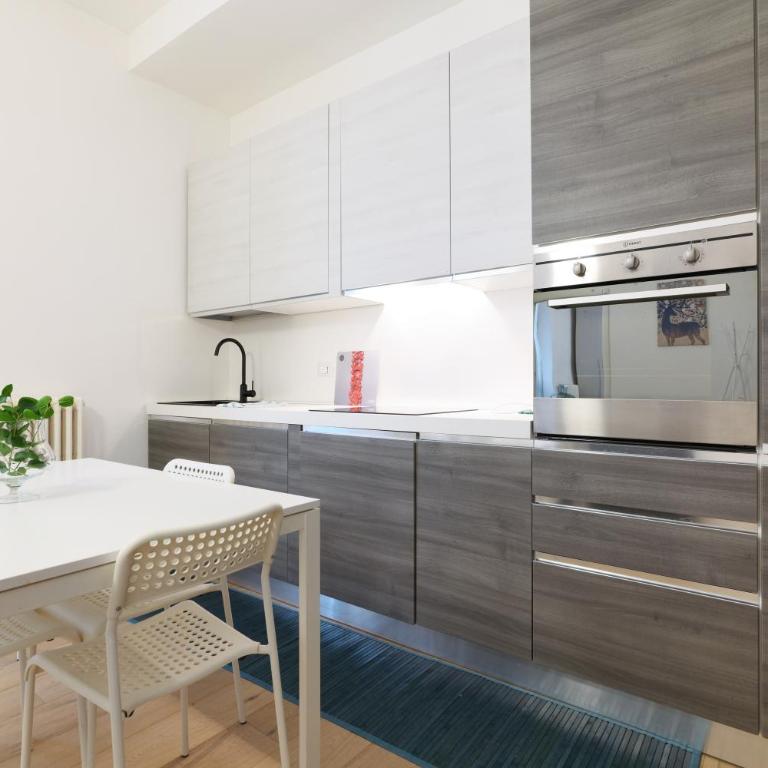 PrimoPiano - Copernico 10 - Appartamento con 2 Camere da Letto - 39