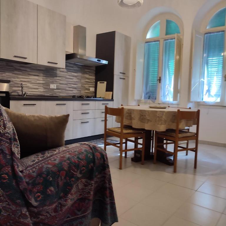 Villa catalana al centro di Alghero - Two-Bedroom House - 5