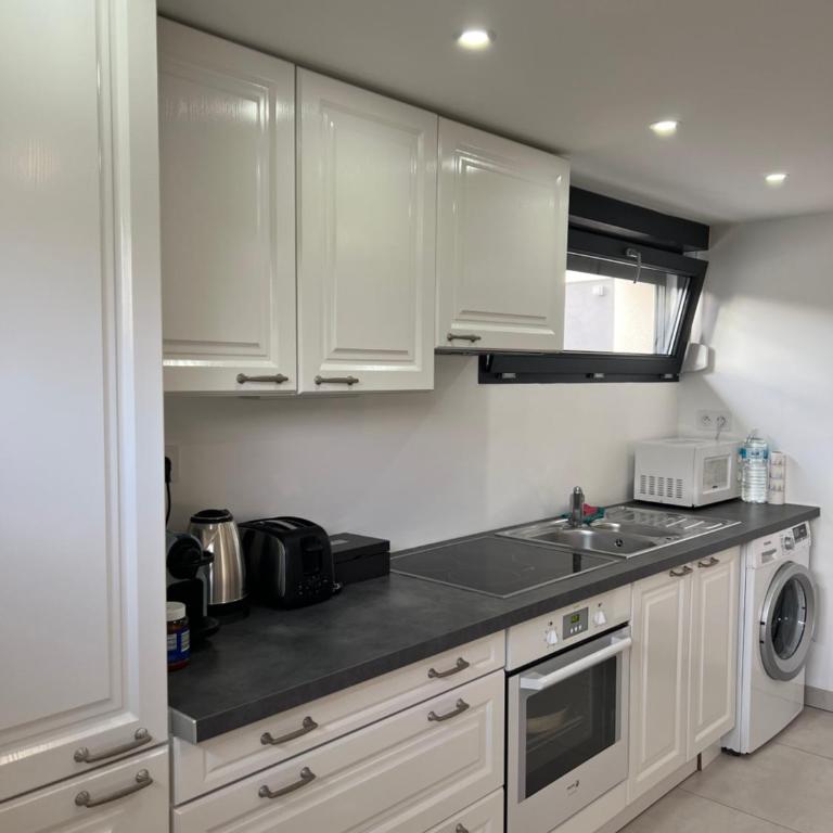 Elvan’s home - Studio - 11