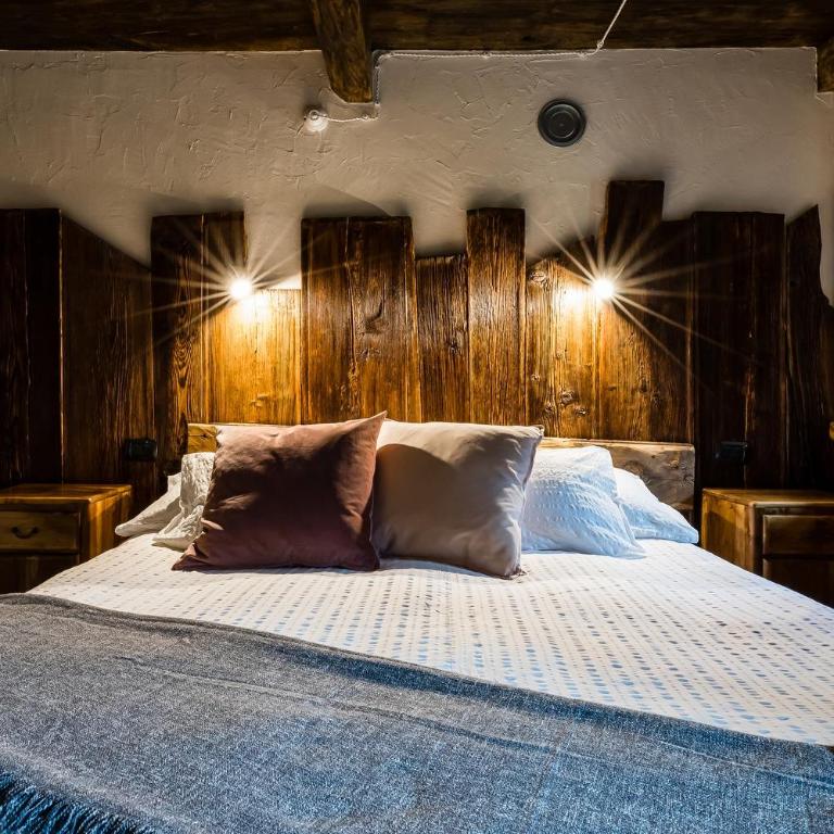 Chambres d'Hôtes - Li Tzatagni - Camera Matrimoniale/Doppia con Letti Singoli con Vista Montagna - 1