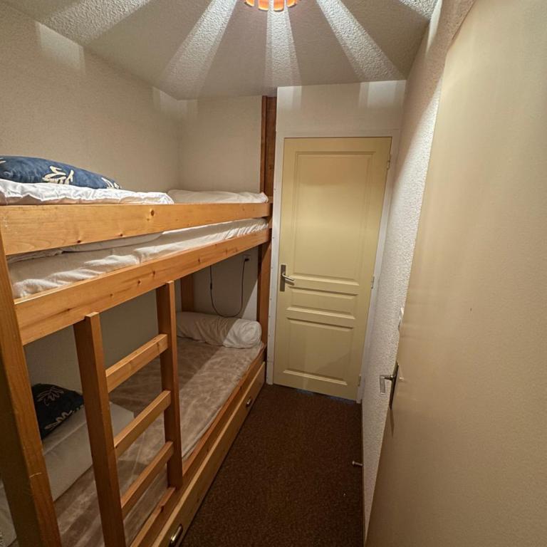 Appartement Les Carroz d'Araches 4 à 6 couchages, vue sur montagne - Appartamento con 2 Camere da Letto - 8
