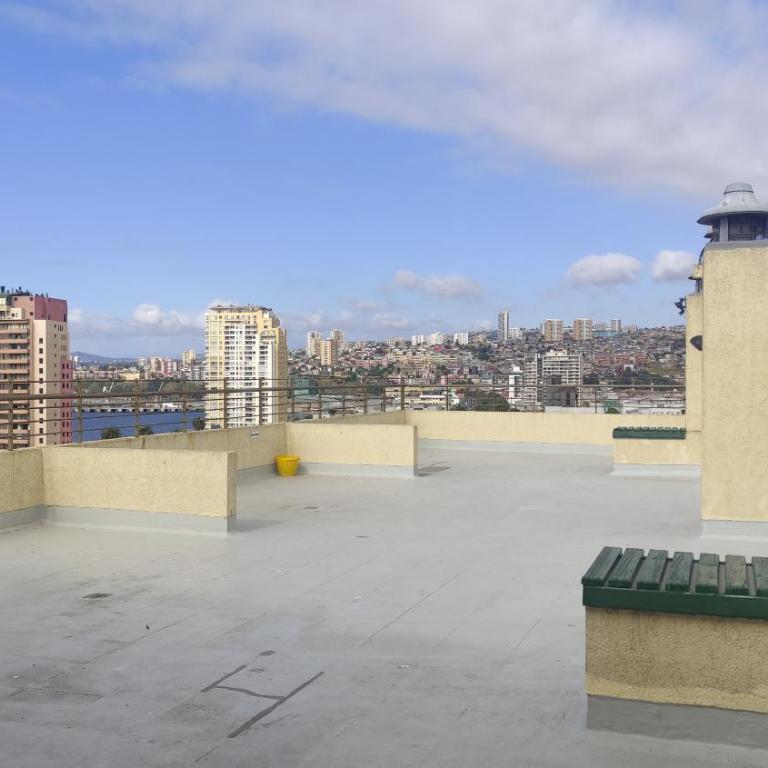 Vista Mar Loft Apartment Downtown Valparaíso - Double Room with Private Bathroom - 13