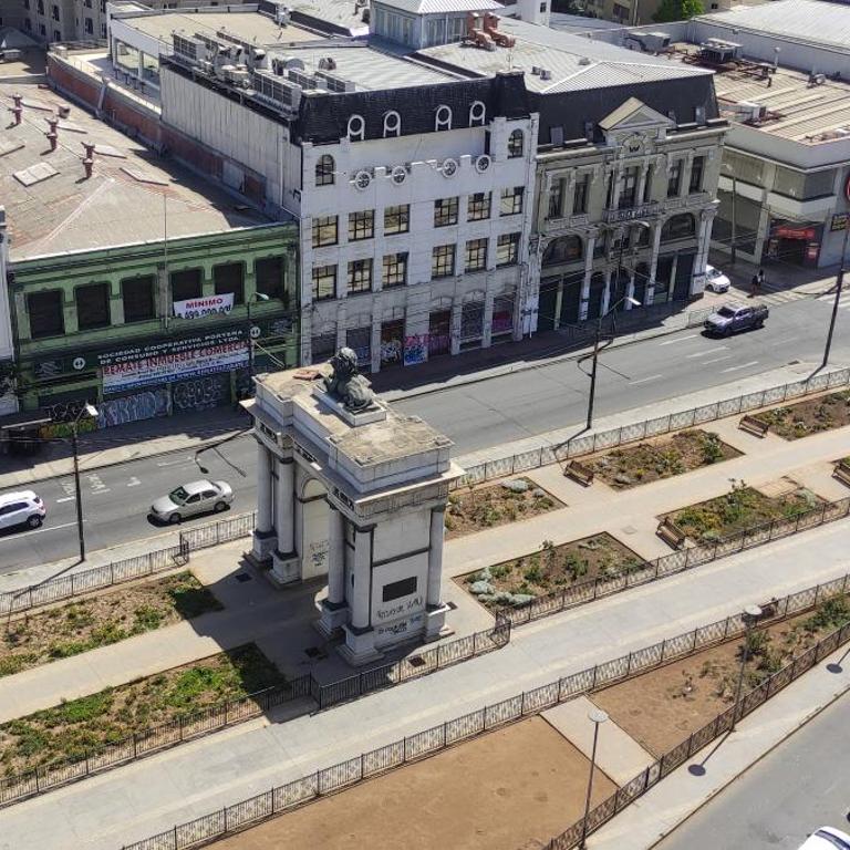 Vista Mar Loft Apartment Downtown Valparaíso - Double Room with Private Bathroom - 32