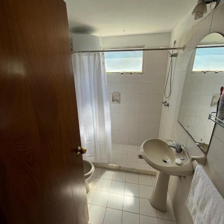 Luna de Mar - cerca del Conrad y parada 7 Playa Brava - Two-Bedroom Apartment - 5