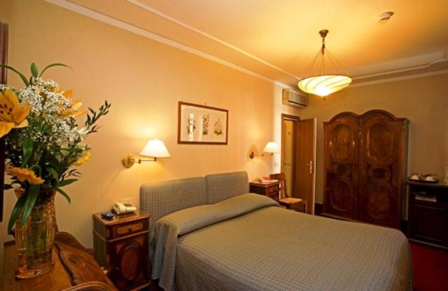 Hotel Agli Alboretti - Camera Matrimoniale/Doppia con Letti Singoli - 5