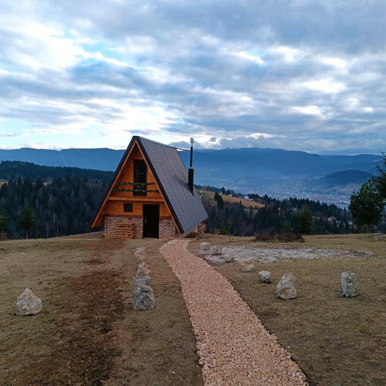 Vikendica Tromedja Pale - One-Bedroom Chalet - 36