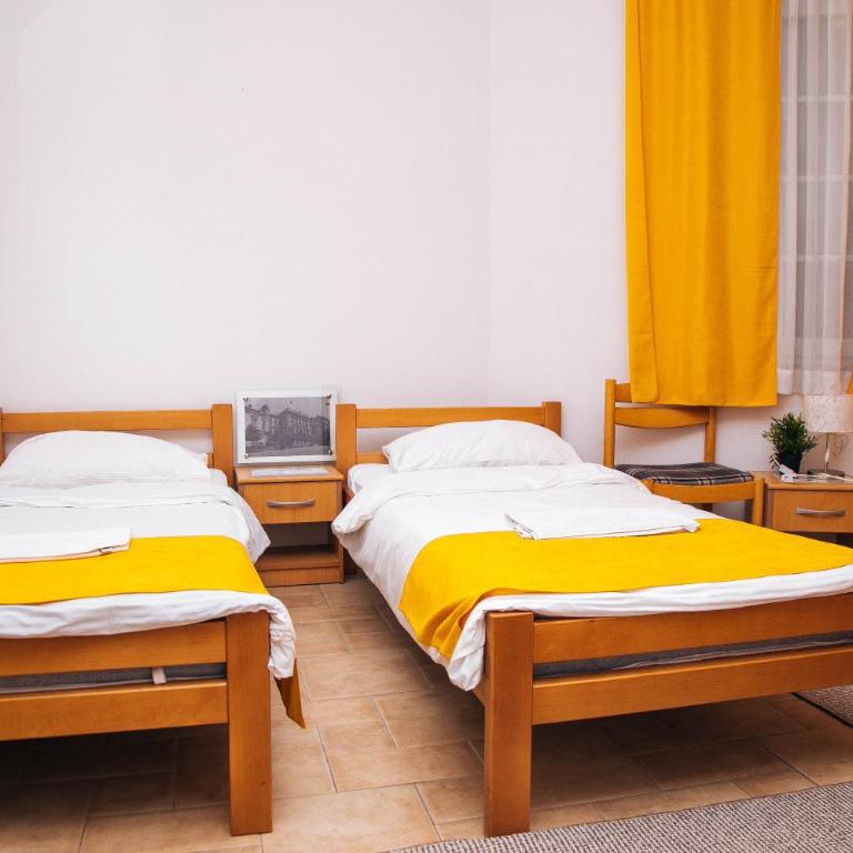 Domaćinska Kuća Banja Luka - Osnovna Trokrevetna Soba - 3