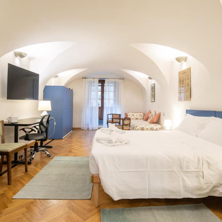 Tintori Apartment - Two-Bedroom Apartment - 5