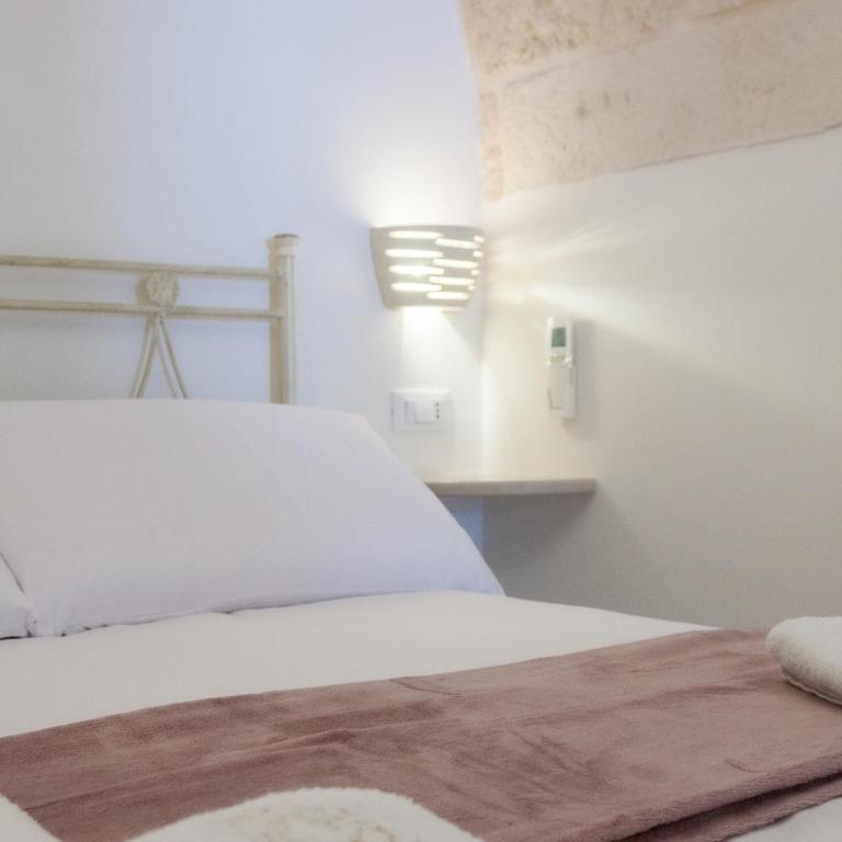Suite Dantè - Typical Apulian Rooms - Camera Queen Standard - 3