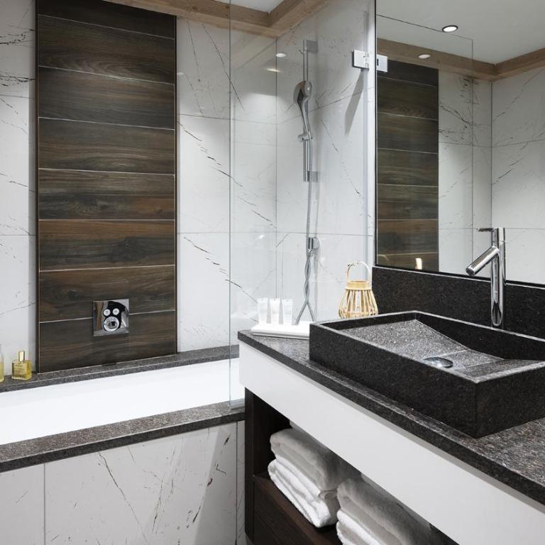 MGM Hôtels & Résidences - Résidence Alpen Lodge - Appartement 3 Chambres pour 8 Personnes avec Accès au Spa - 8