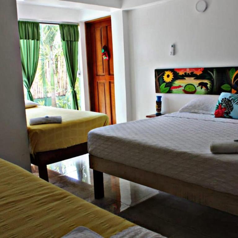 Hotel & Restaurante Siami - Triple Room - 1