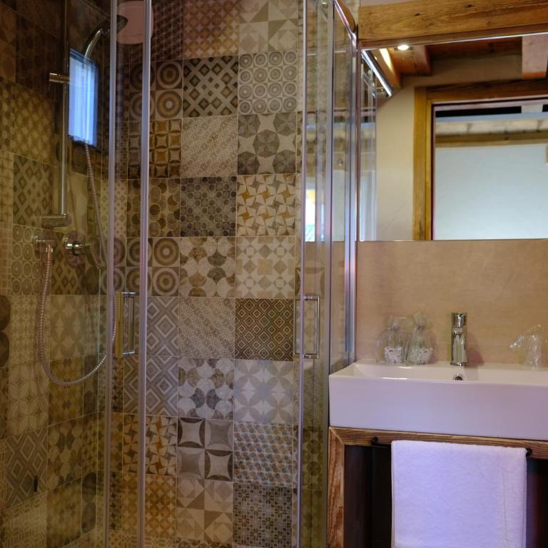 Arlette Chambres d'Hôtes - Camera Deluxe (2 Adulti + 1 Bambino) - 4