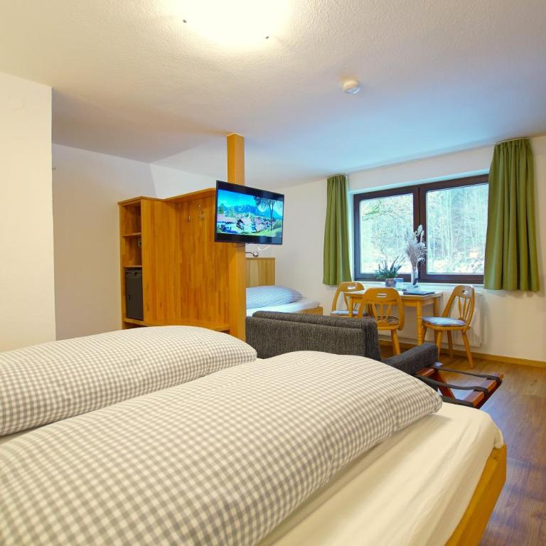 Hotel Waldmann - Dreibettzimmer - 2