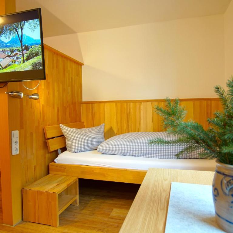 Hotel Waldmann - Dreibettzimmer - 1