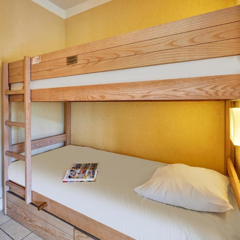 Residence Pierre & Vacances Les Embruns - Studio avec Alcôve de Couchage et Terrasse ou Balcon (4 Personnes) - Côté Sud - 1