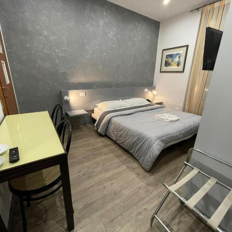 Hotel Convertini - Chambre Double ou Lits Jumeaux - 12