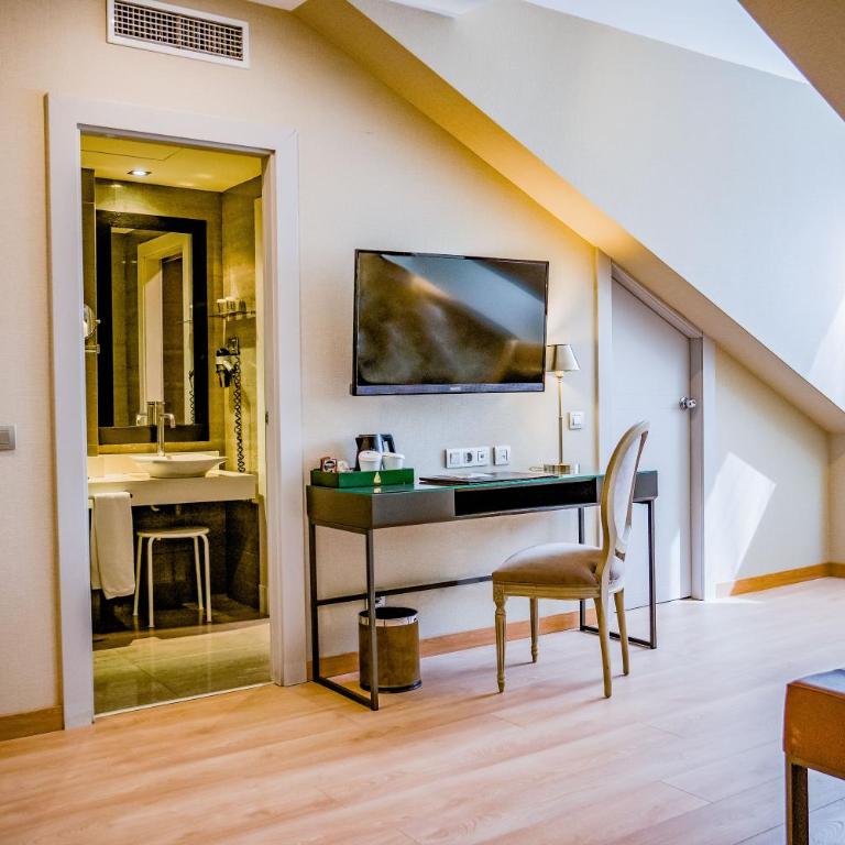 Hotel Meninas - Boutique Opera - Superior Junior Suite - 2