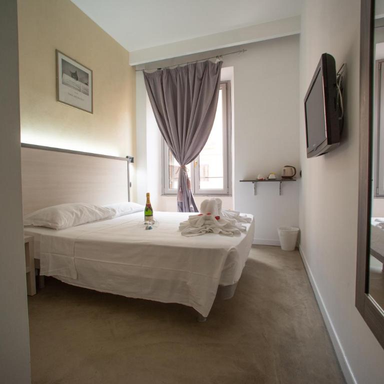 Romerooms - Double Room - Separate Building - 2