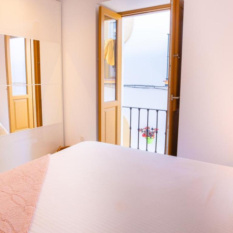 Calle Pintado 21 Atico - Apartamento - 54