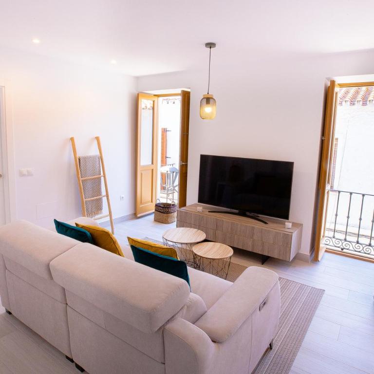 Calle Pintado 21 Atico - Apartamento - 60