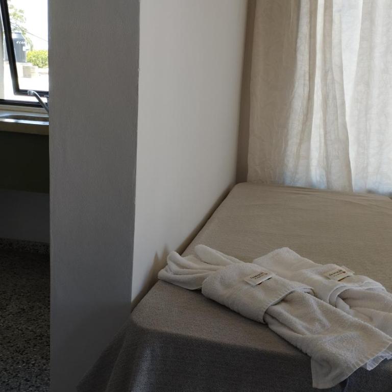LAS ROSAS- Centro de Federación- 3 cuadras de la playa- Solo con seña - Apartamento de 1 dormitorio - 13