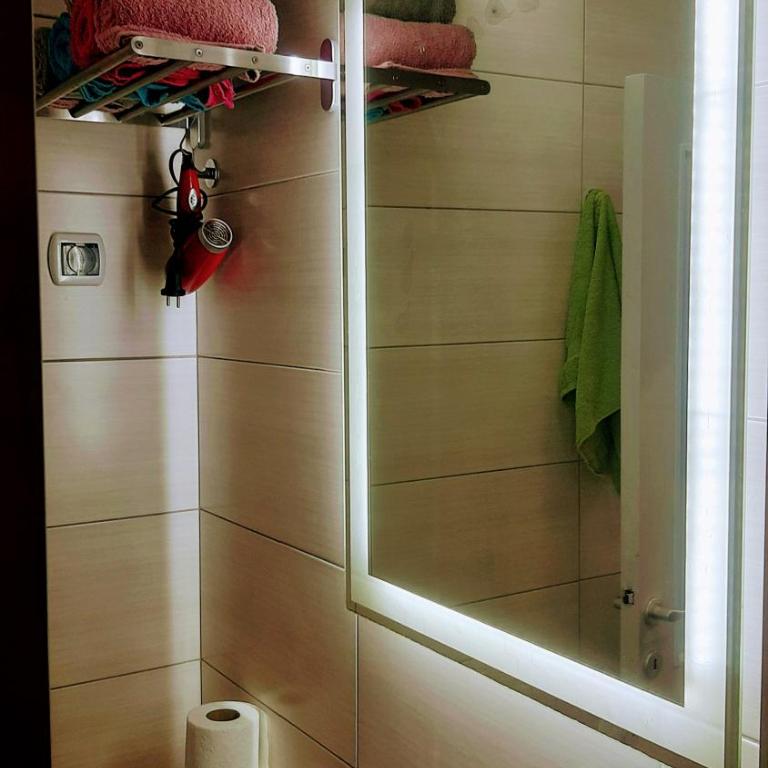 SUNSHINE Apartment - Two-Bedroom Apartment - 17