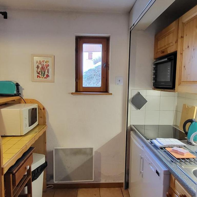Mountain Lodge in Alps-chez Philippe, Panoramic-Village, Renting, view over Glaciers - Chalet GRAND AIGLE n°1 Two bedroom and mezzanine with private terrace and glacier view - 18