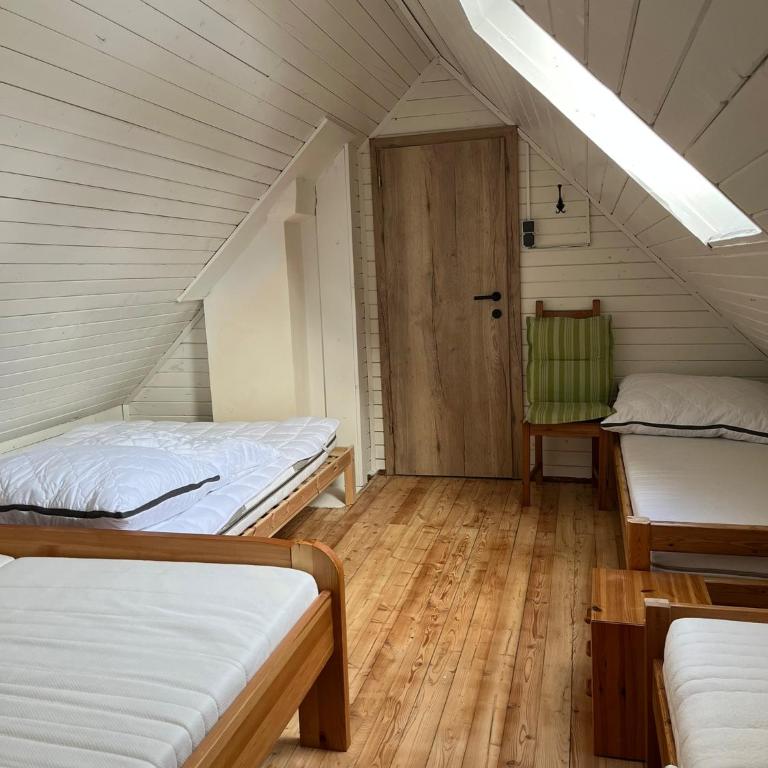 Jagdhütte auf der Tauplitzalm - Selbstversorgerhütte - Eight-Bedroom House - 17