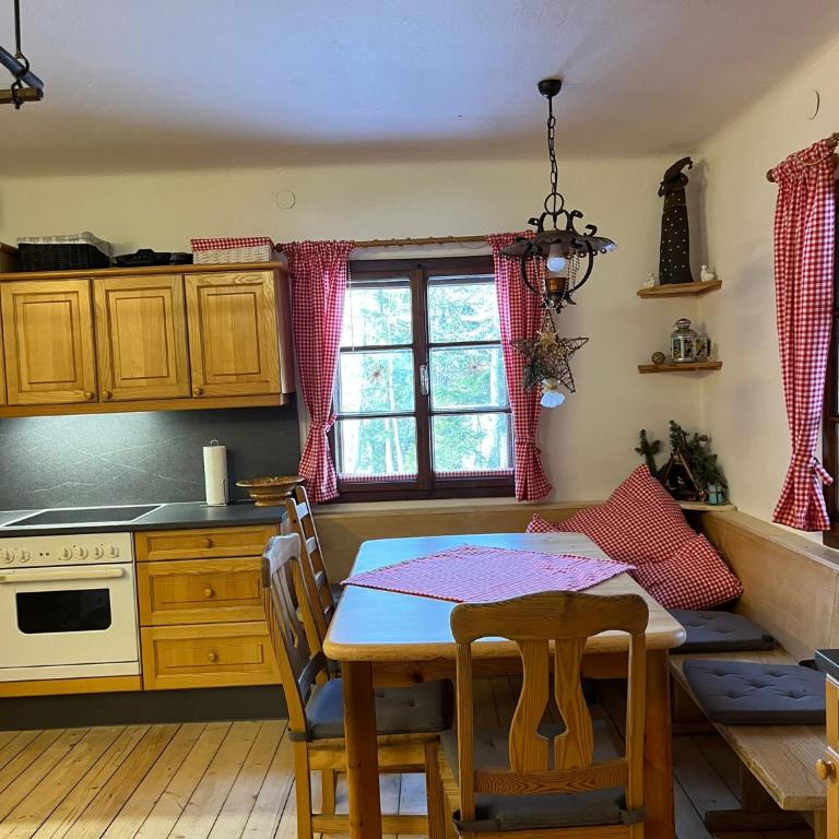 Jagdhütte auf der Tauplitzalm - Selbstversorgerhütte - Eight-Bedroom House - 35