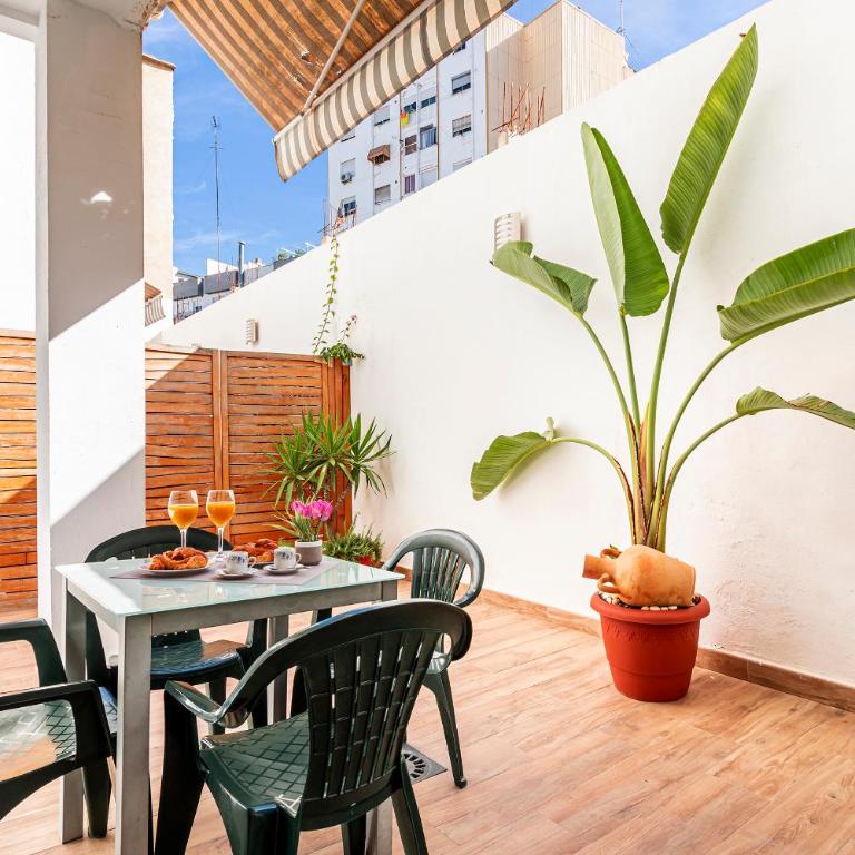 Flats Piera Valencia Center - Two-Bedroom Apartment with Terrace - 40